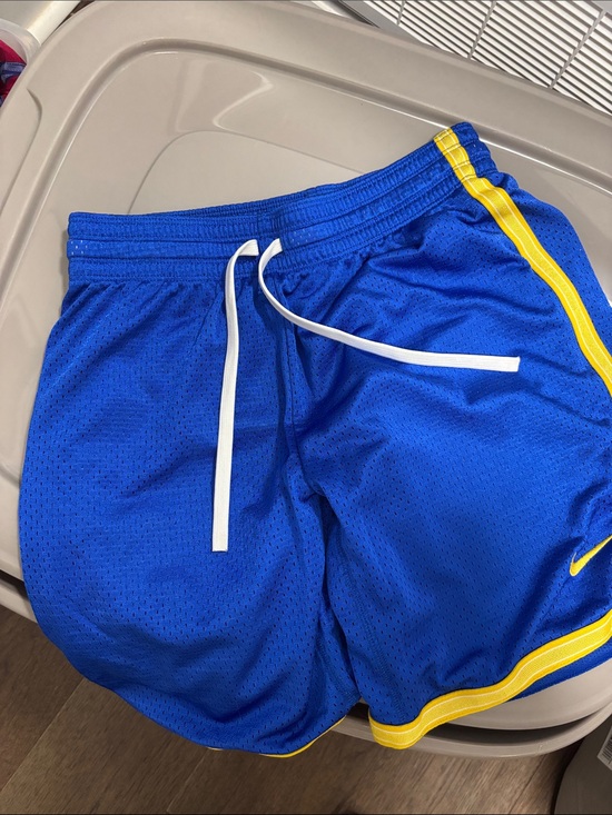 Nike Pants - Nike basketball shorts